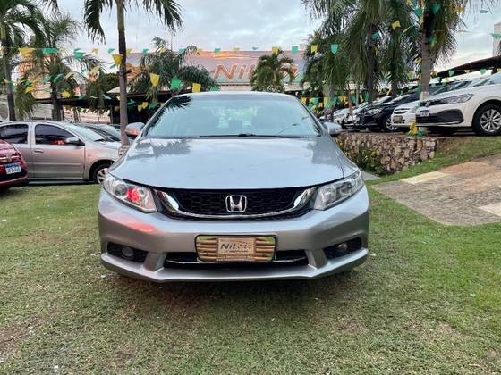 HONDA CIVIC 2.0 LXR 16V FLEX 4P AUTOMÁTICO HONDA CIVIC 2.0 LXR 16V FLEX 4P AUTOMÁTICO